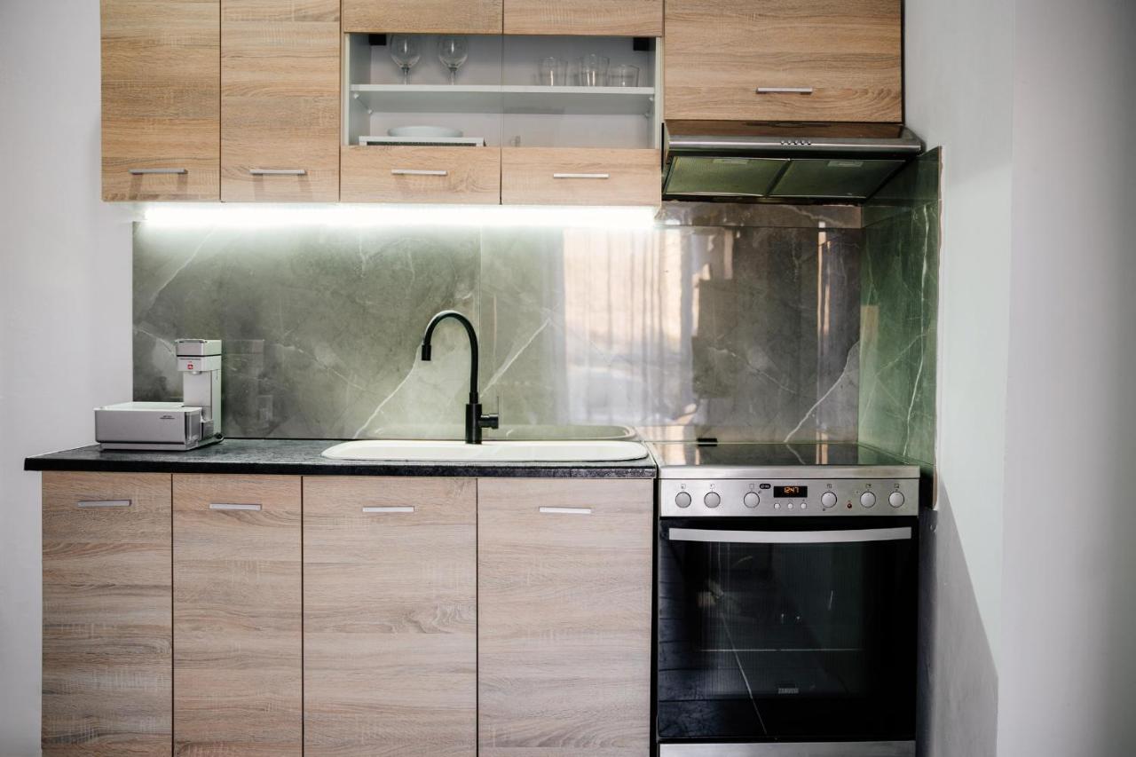Joseph Seaside Apartment 2 Ираклио Екстериор снимка