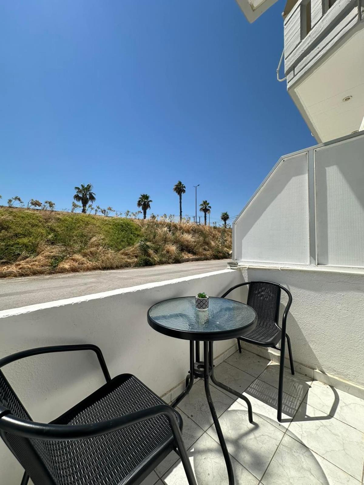 Joseph Seaside Apartment 2 Ираклио Екстериор снимка